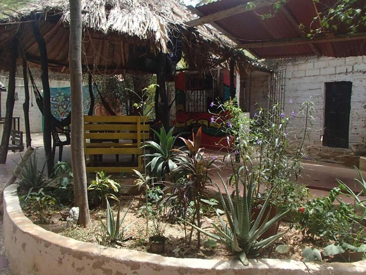 טגאנגה El Garaje Hostal מראה חיצוני תמונה